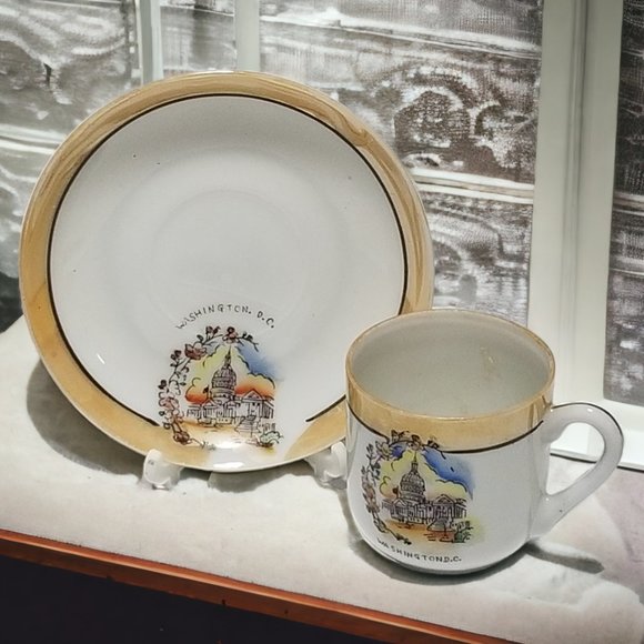 Lusterware Demitasse Teacup & Saucer Set Washington DC Souvenir Occupied Japan - Picture 2 of 8